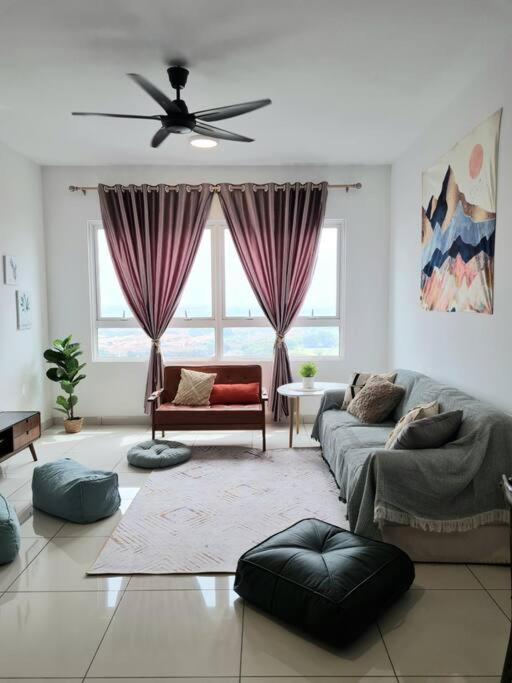 Impiria Residensi #link Aeon Mall 4br3bath * Klang