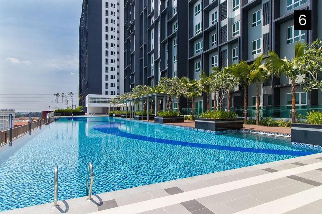 Impiria Residensi #link Aeon Mall 4br3bath * Klang