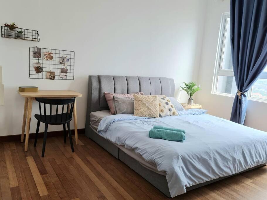 Apartment Impiria Residensi #link Aeon Mall 4br3bath Klang